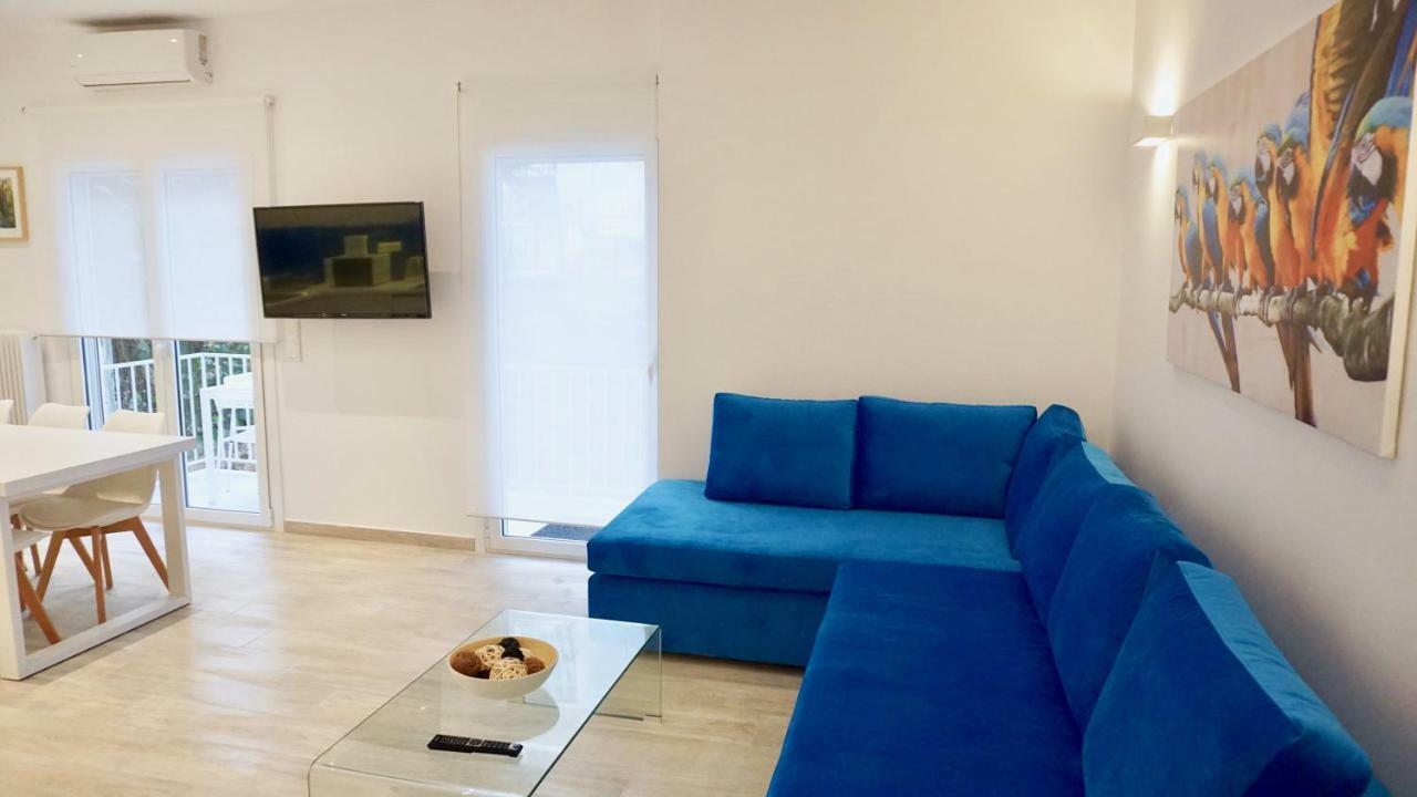 Modern & Central Apt In Афіни Екстер'єр фото